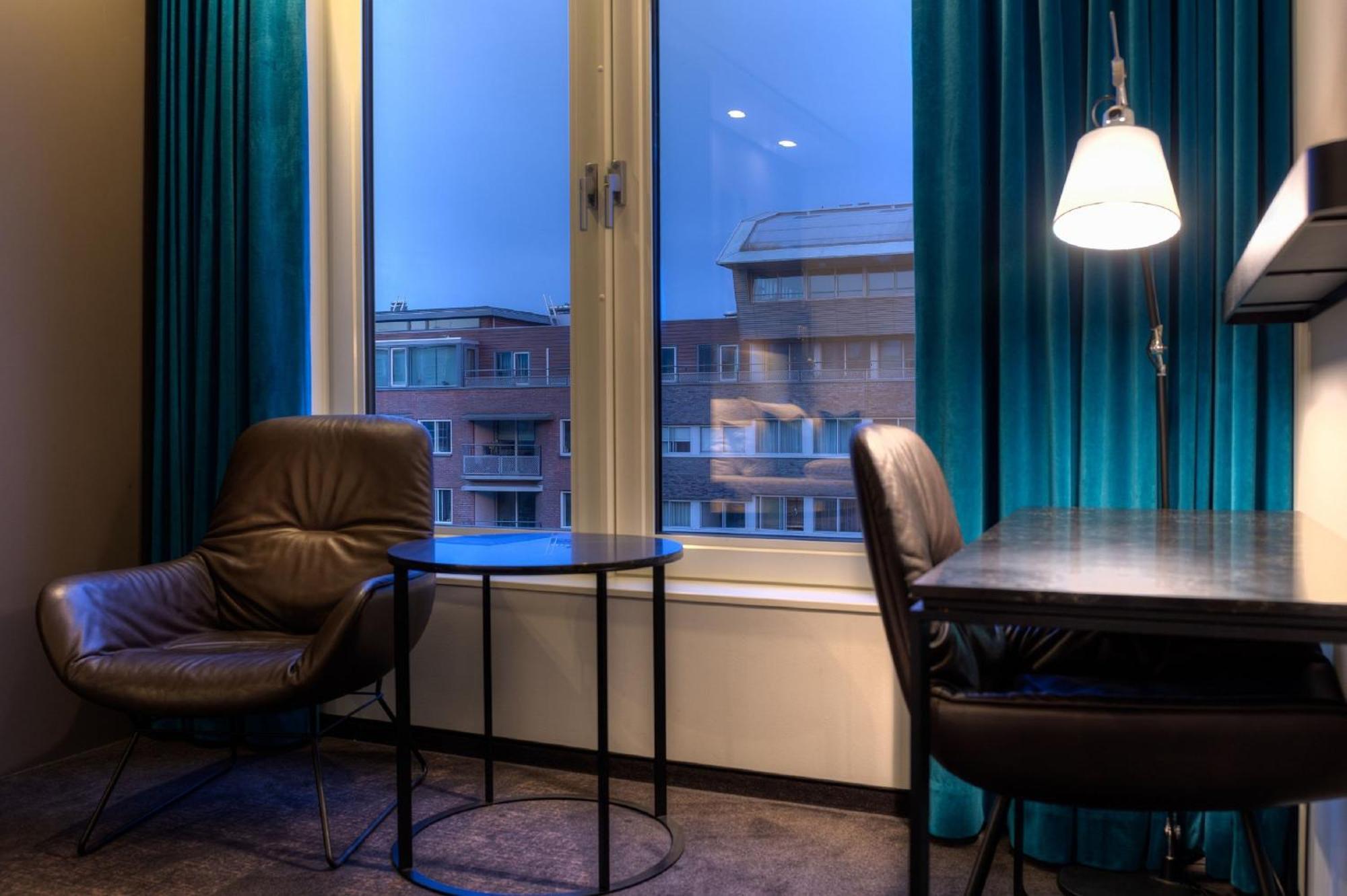 Motel One Amsterdam-Waterlooplein Экстерьер фото